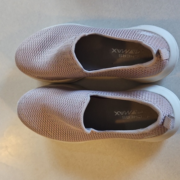 Skechers Slip Ons - Picture 6 of 11